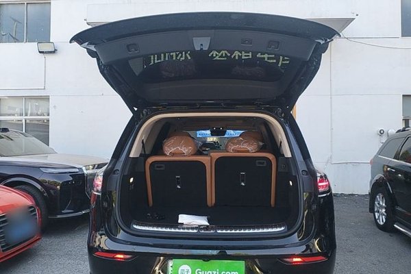 VOYAH Titan 2026, 7500 км, за 51423 USD - фото 22