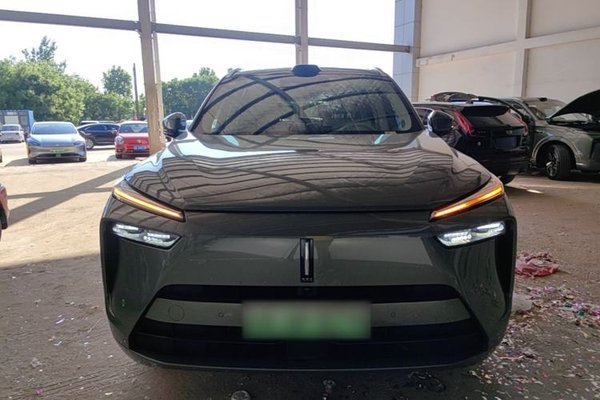 Wey Lanshan 2025, 16200 км, за 32857 USD