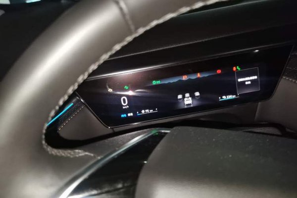 Wey Latte DHT-PHEV 2022, 51000 км, за 14930 USD - фото 11