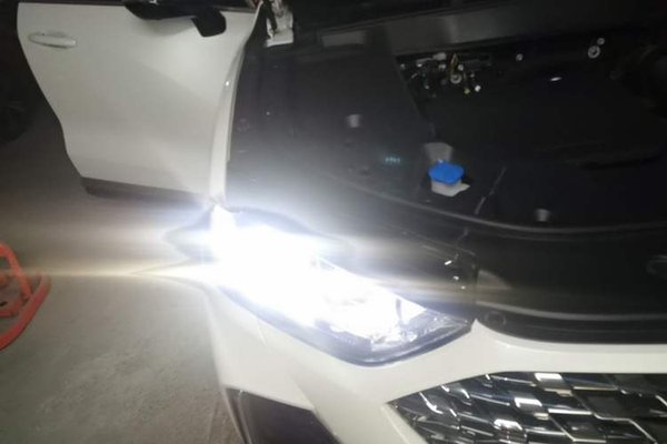 Wey Latte DHT-PHEV 2022, 51000 км, за 14930 USD - фото 7