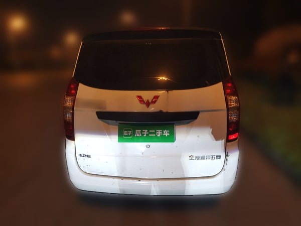 Wuling Hongguang 2015, 159100 км, за 4004 USD