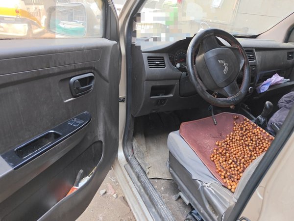 Wuling Rongguang V 2015, 56100 км, за 3575 USD - фото 17