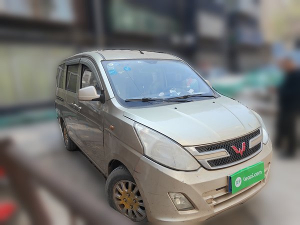Wuling Rongguang V 2015, 56100 км, за 3575 USD