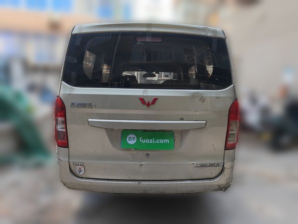 Wuling Rongguang V 2015, 56100 км, за 3575 USD