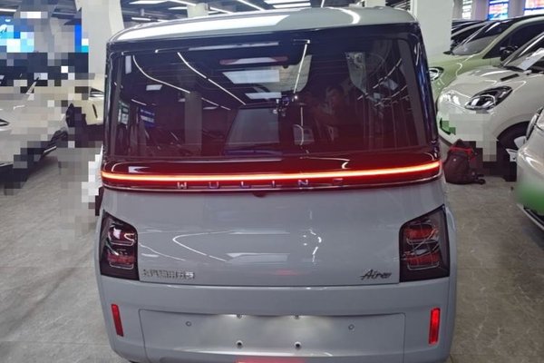 Wuling Air ev 2023, 21500 км, за 9011 USD