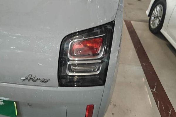 Wuling Air ev 2023, 22200 км, за 7746 USD - фото 9