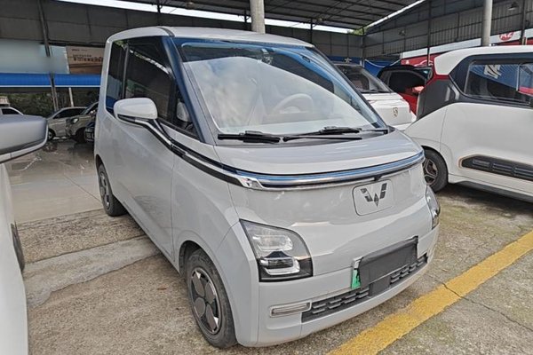 Wuling Air ev 2023, 24600 км, за 8790 USD