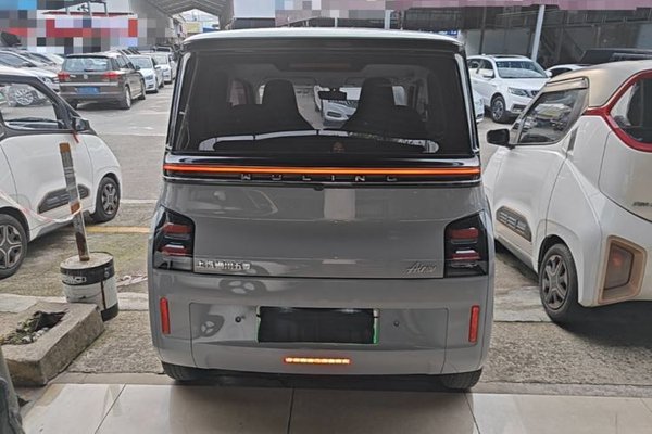 Wuling Air ev 2023, 24600 км, за 8790 USD