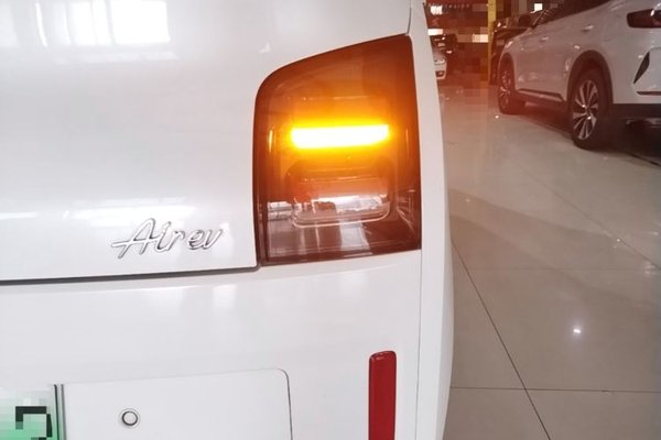 Wuling Air ev 2023, 17100 км, за 8327 USD - фото 7