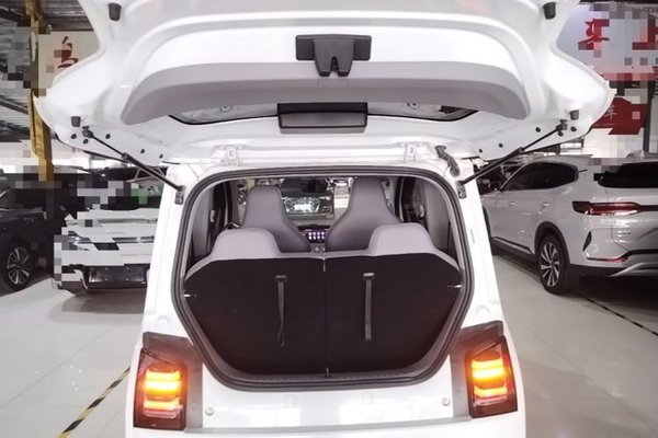Wuling Air ev 2023, 17100 км, за 8327 USD - фото 22
