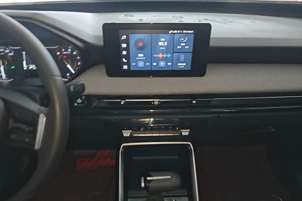 Wuling Alvez 2022, 33200 км, за 7955 USD - фото 16