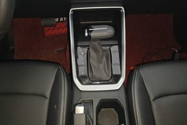 Wuling Alvez 2022, 33200 км, за 7955 USD - фото 17