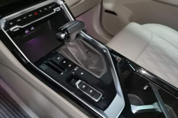 Wuling Asta 2021, 17700 км, за 8940 USD - фото 17