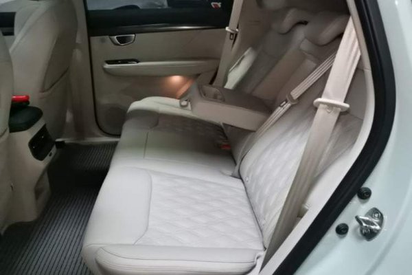 Wuling Asta 2021, 17700 км, за 8940 USD - фото 20