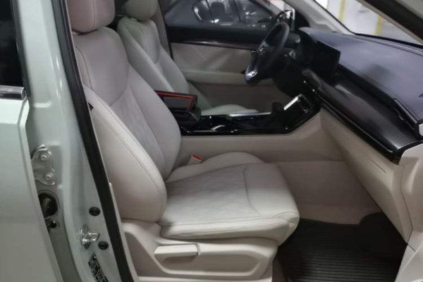 Wuling Asta 2021, 17700 км, за 8940 USD - фото 23