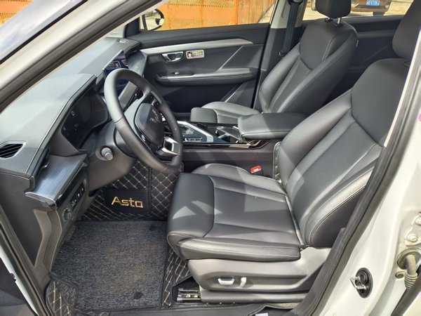 Wuling Asta 2021, 6600 км, за 9477 USD - фото 16