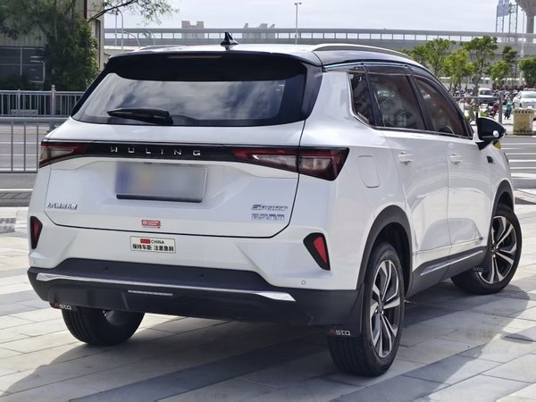 Wuling Asta 2021, 6600 км, за 9477 USD