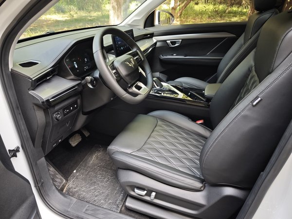 Wuling Asta 2022, 50300 км, за 9063 USD - фото 23