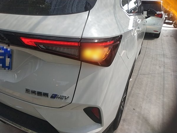 Wuling Asta 2022, 50300 км, за 9063 USD - фото 7