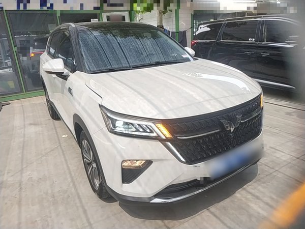 Wuling Asta 2022, 50300 км, за 9063 USD