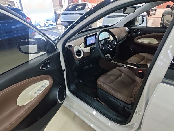 Wuling Bingo 2023, 18500 км, за 7433 USD - фото 19
