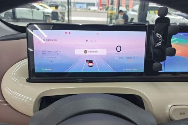 Wuling Bingo 2023, 25000 км, за 10185 USD - фото 15