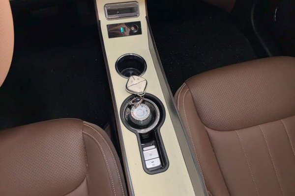 Wuling Bingo 2023, 48000 км, за 8290 USD - фото 10