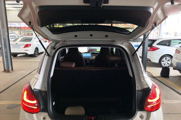 Wuling Bingo 2023, 48000 км, за 8290 USD - фото 16