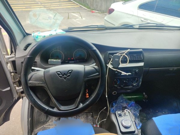 Wuling EV50 2021, 152800 км, за 6650 USD - фото 6