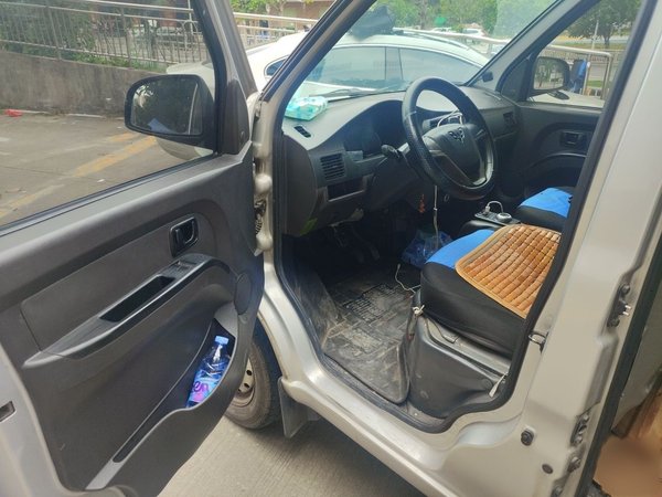 Wuling EV50 2021, 152800 км, за 6650 USD - фото 16