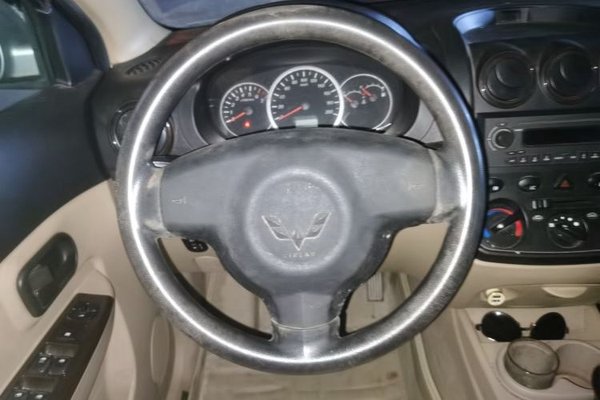 Wuling Hongguang 2013, 73100 км, за 2568 USD - фото 11