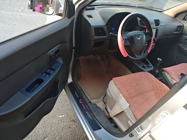 Wuling Hongguang 2014, 52400 км, за 2889 USD - фото 17