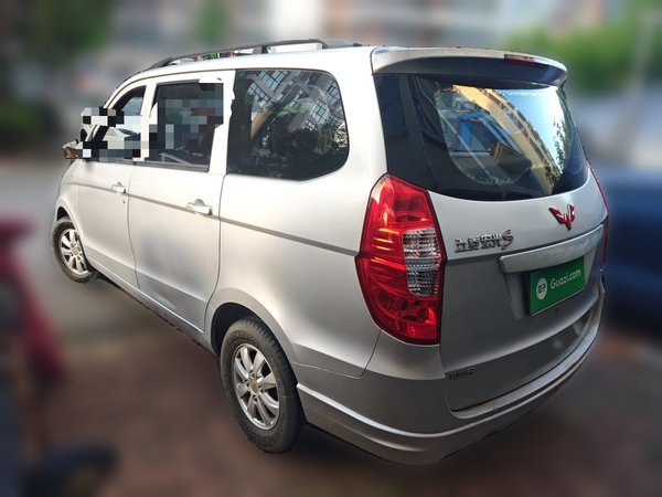 Wuling Hongguang 2014, 52400 км, за 2889 USD