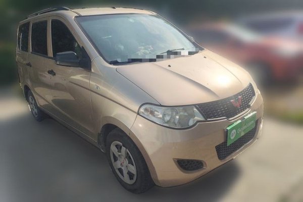 Wuling Hongguang 2014, 134900 км, за 2464 USD
