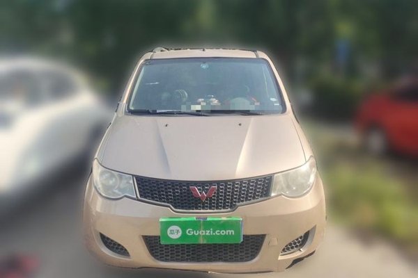 Wuling Hongguang 2014, 134900 км, за 2464 USD
