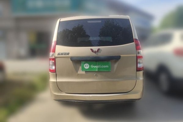 Wuling Hongguang 2014, 134900 км, за 2464 USD
