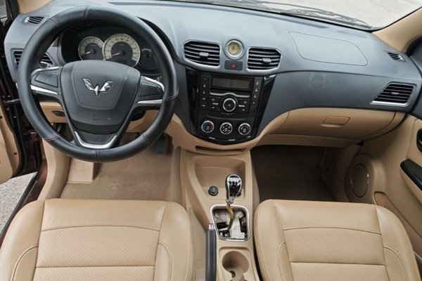 Wuling Hongguang 2014, 147500 км, за 4208 USD - фото 12