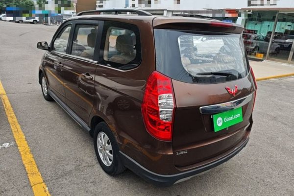 Wuling Hongguang 2014, 147500 км, за 4208 USD