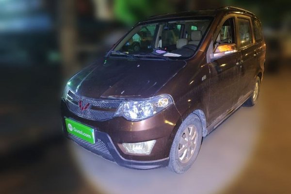 Wuling Hongguang · 2014 год