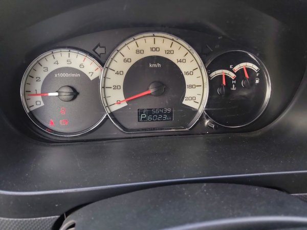 Wuling Hongguang 2014, 56400 км, за 3528 USD - фото 13