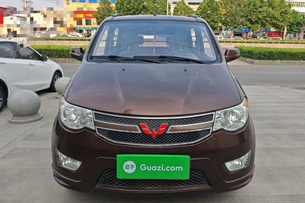 Wuling Hongguang 2014, 64300 км, за 4447 USD