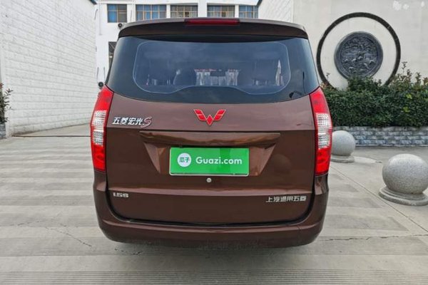 Wuling Hongguang 2014, 64300 км, за 4447 USD