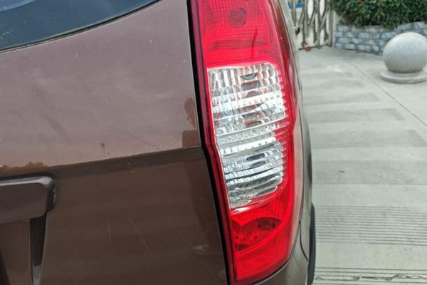 Wuling Hongguang 2014, 64300 км, за 4447 USD - фото 9