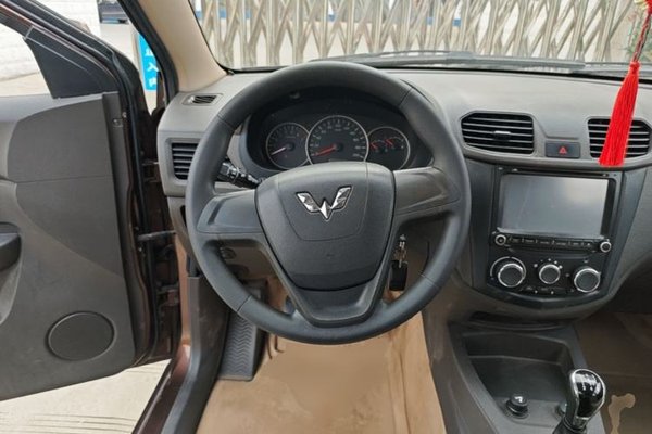 Wuling Hongguang 2014, 64300 км, за 4447 USD - фото 13