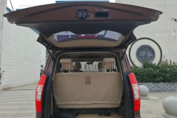 Wuling Hongguang 2014, 64300 км, за 4447 USD - фото 22