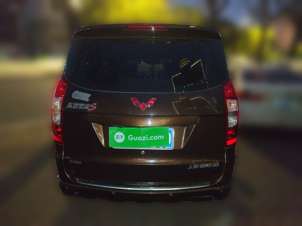 Wuling Hongguang 2014, 83699 км, за 3560 USD