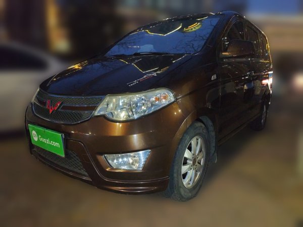 Wuling Hongguang 2014, 83699 км, за 3560 USD
