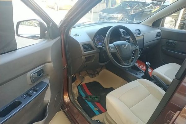 Wuling Hongguang 2014, 95900 км, за 4584 USD - фото 19