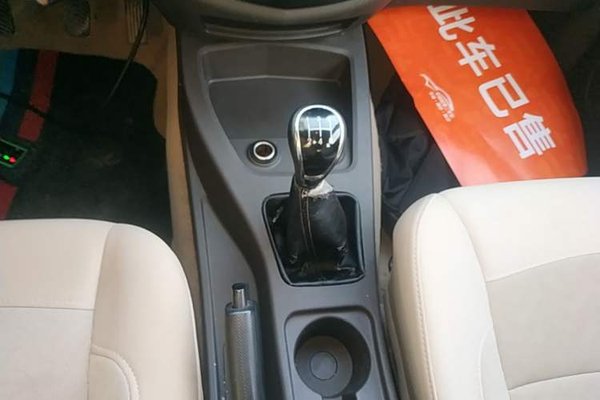 Wuling Hongguang 2014, 95900 км, за 4584 USD - фото 17