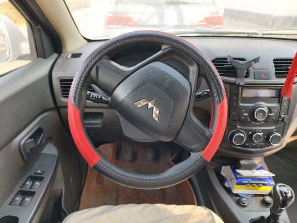 Wuling Hongguang 2014, 39700 км, за 4582 USD - фото 11